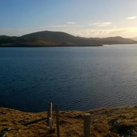 Harsgeir View Holiday Cottage -Wifi Go Green Breaclete Exterior photo